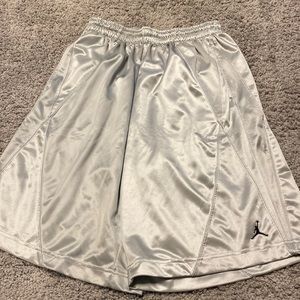 Jordan Basketball shorts size Large